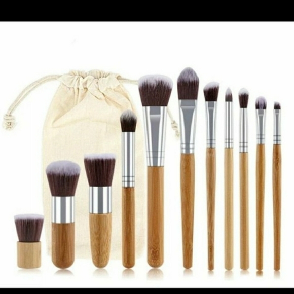 Other - Bamboo Pro Makeup Brush Set with Bag & Free Gift